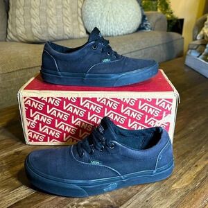 Vans Old School All Black Color Canvas Sneaker/Shoe Women Size USA 7